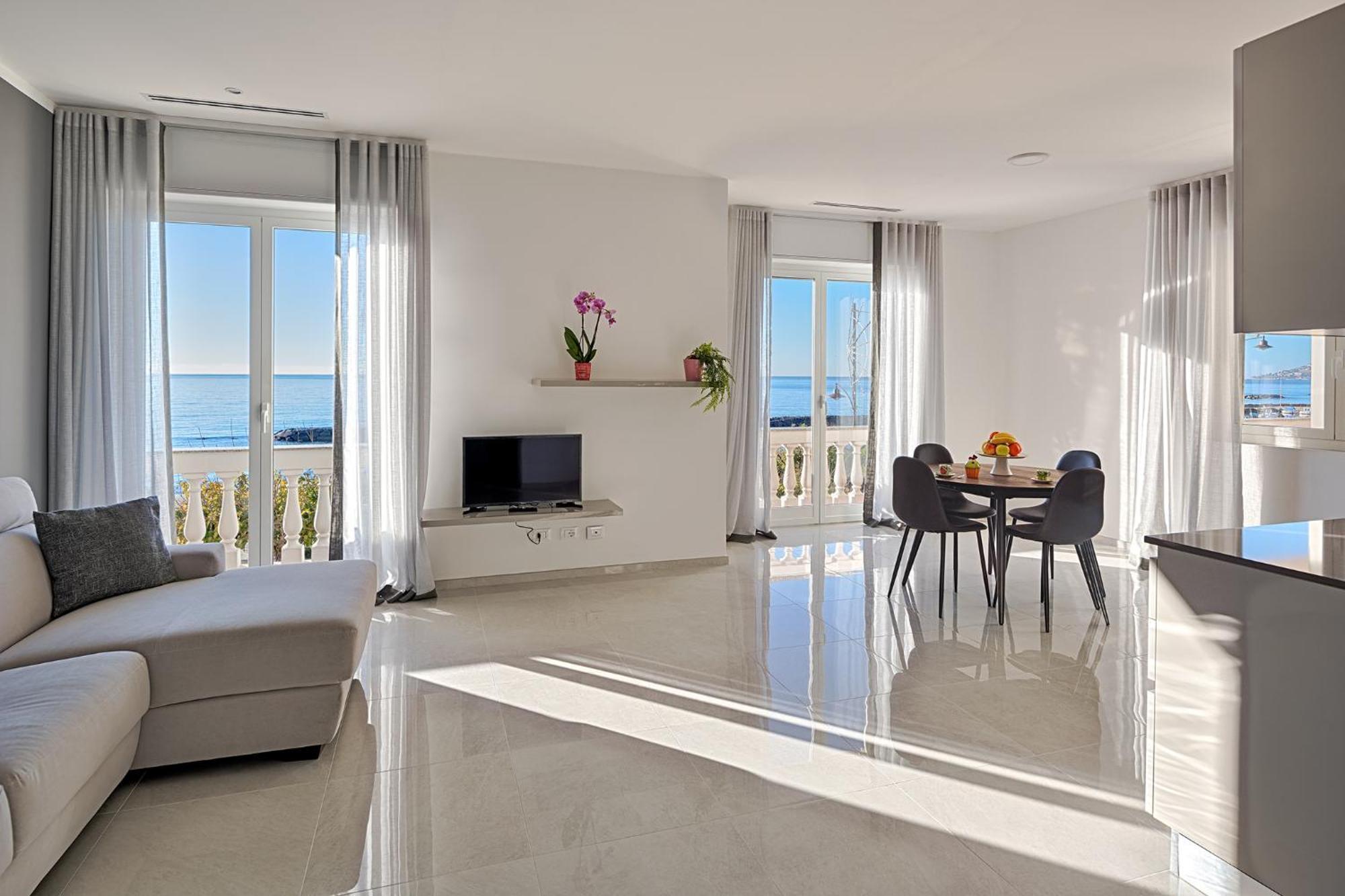 Ferienwohnung Cicolombo Santo Stefano al Mare Zimmer foto